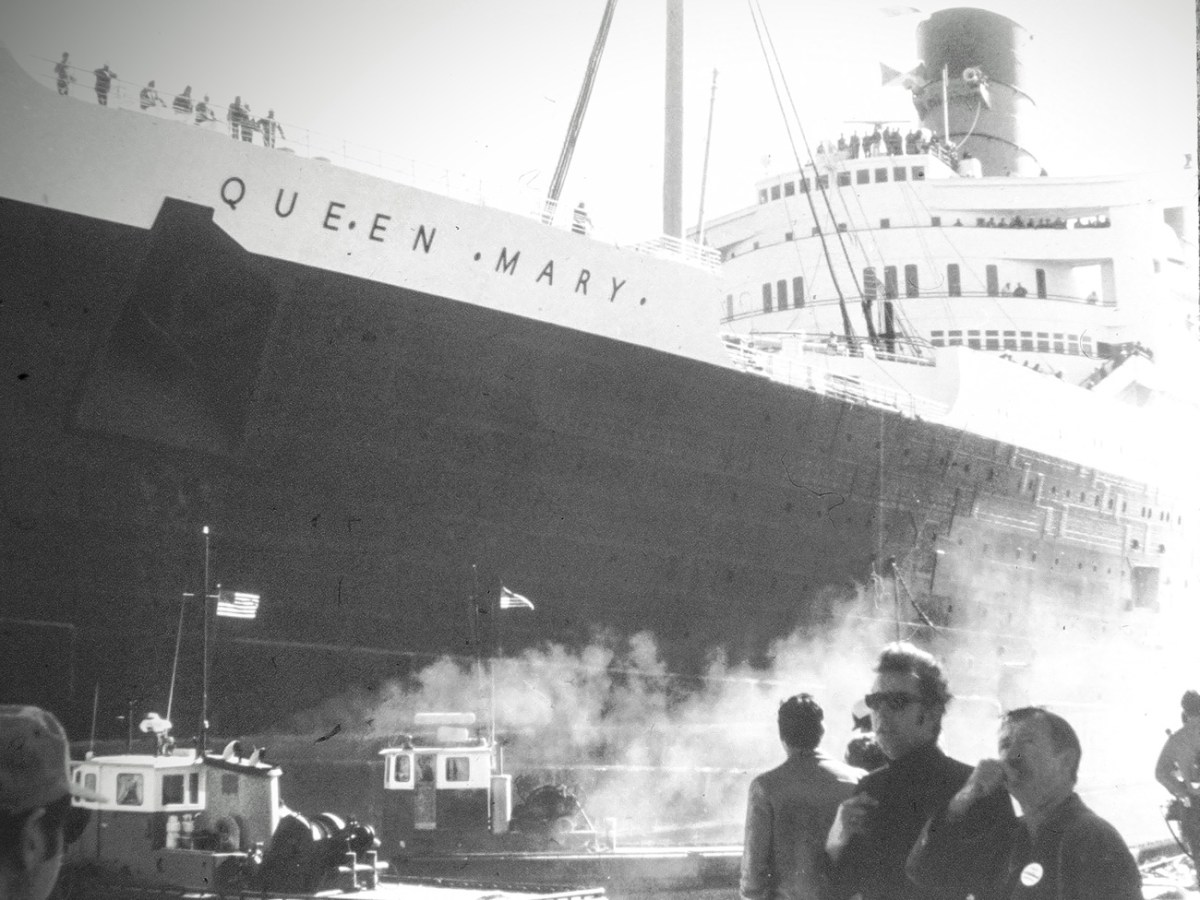 2024 Monochrome Madness #10:&nbsp;People