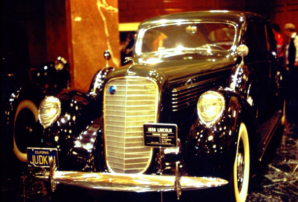 2024 Thursday Doors & Monday Window&nbsp;#5