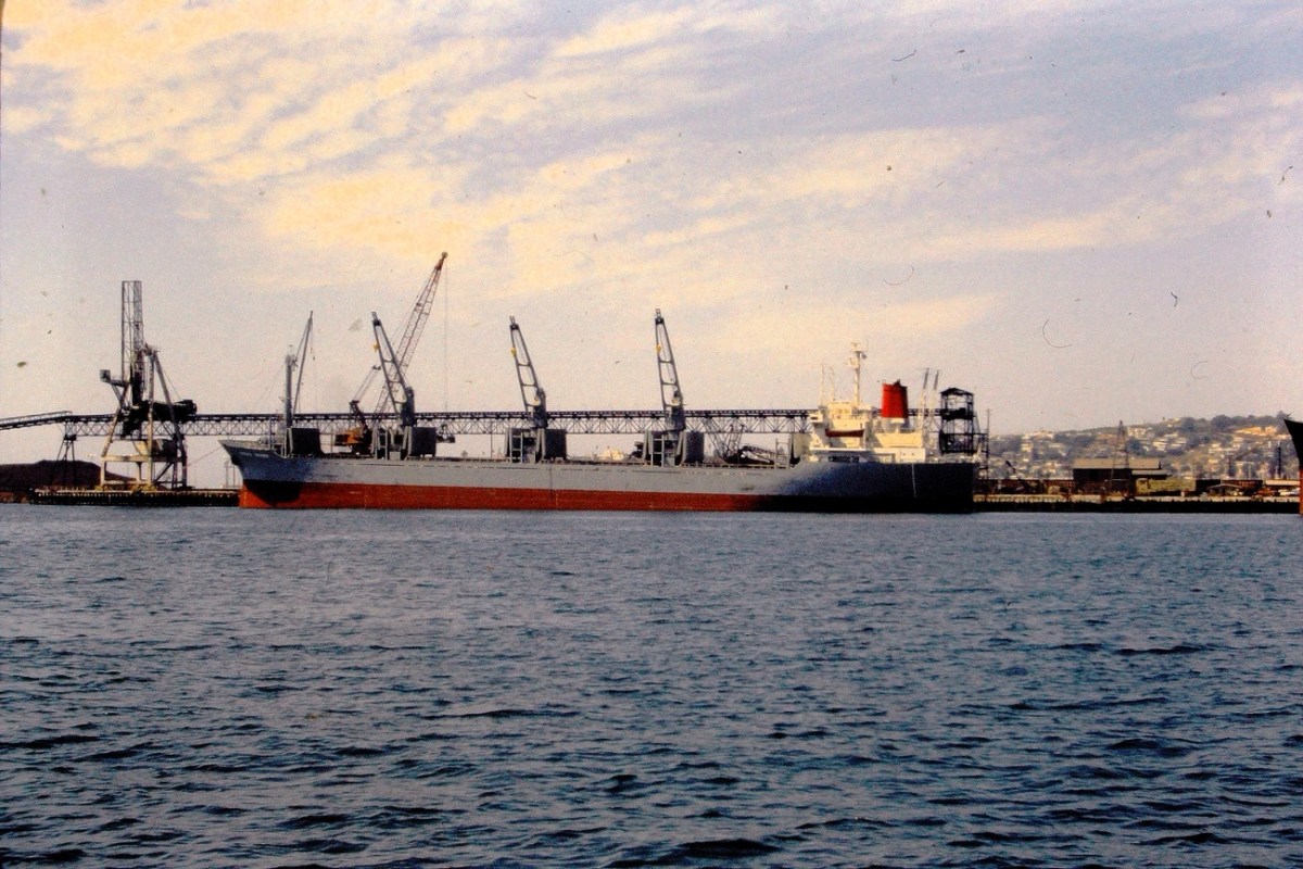 Sunday Stills/FOWC Tranquility in Red, White &&nbsp;Blue