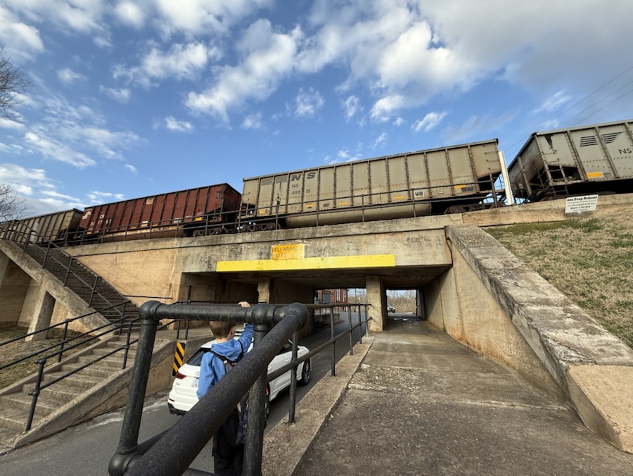 2025 Which Way Challenge (CWWC): February Week 3 — Any Which Way with Roads with vehicles and or&nbsp;traffic&nbsp;